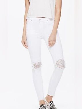 MOTHER White Skinny Jeans with Lace Knee Detail -size 27